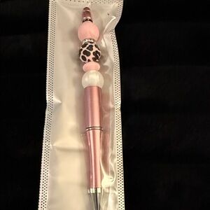 Elegant Pink Leopard Print Party Favor Pen